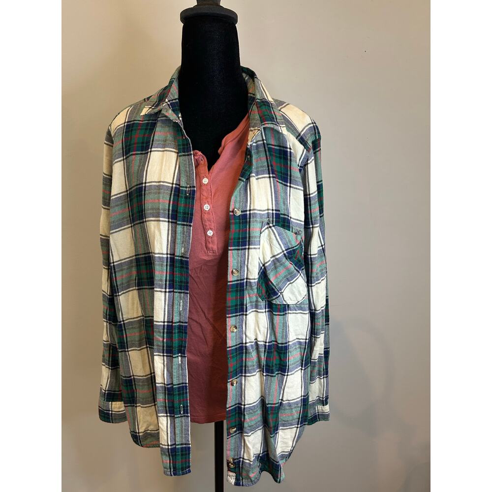 American Eagle Boyfriend Fit Plaid Flannel Shirt Size L Cozy Cabin Style - Picture 4 of 4